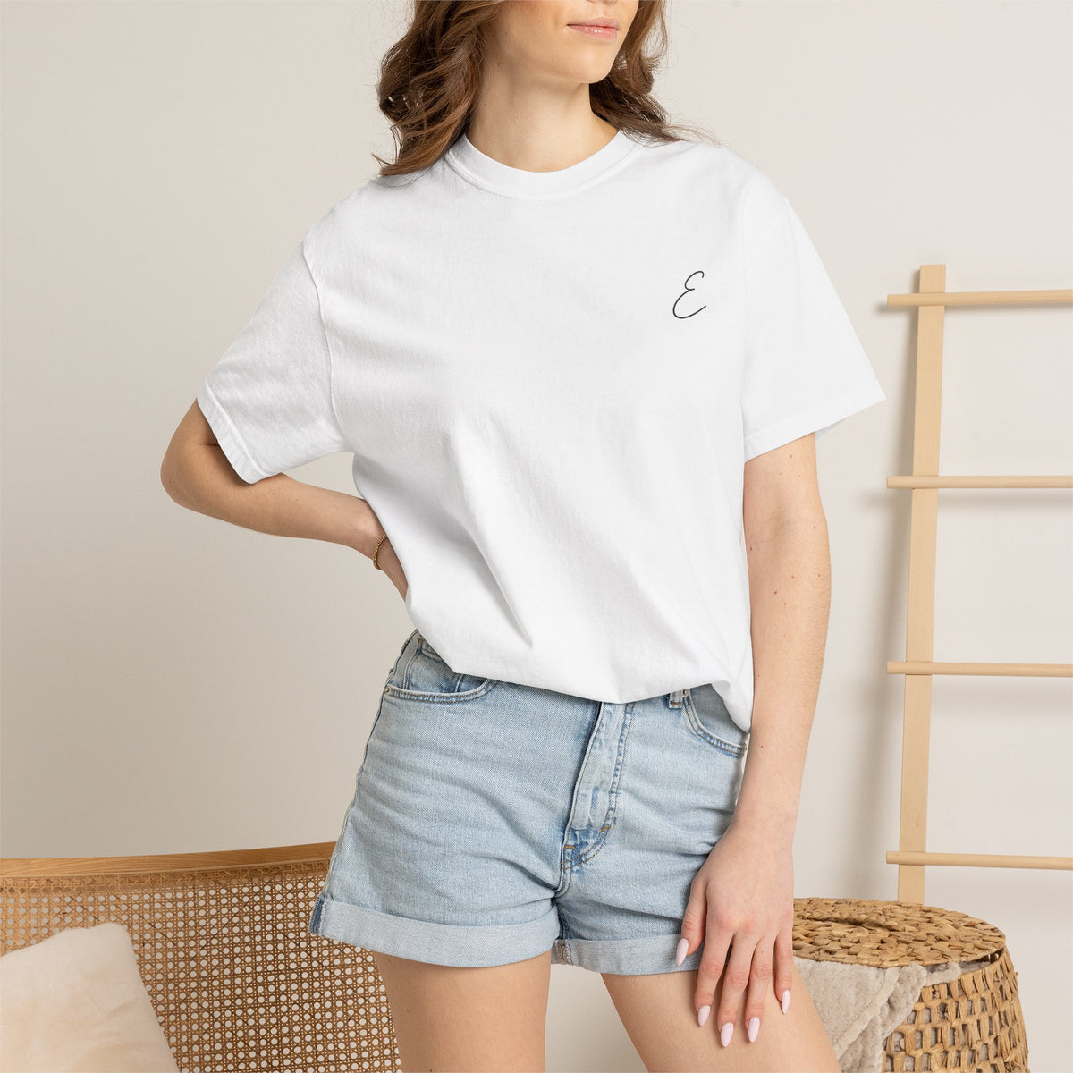 EAMESYS We Don’t Stand Alone T-Shirt – White